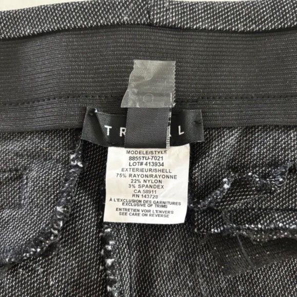 Tribal Fia Mid‎ Rise Curve Hem Pant in Black. Size 12P - Picture 5 of 8